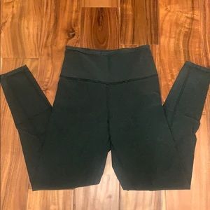 LULULEMON COMFY JOGGERS size 4